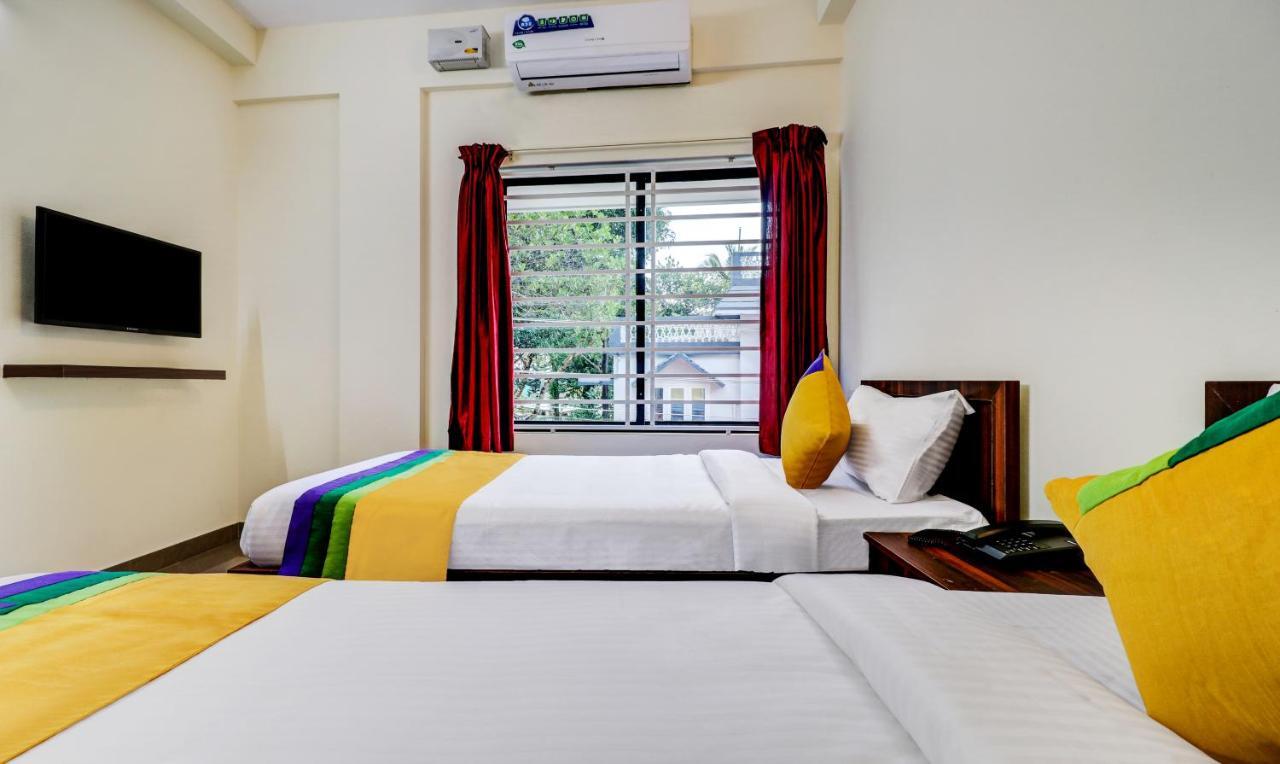 Itsy Hotels Rain Tulsi Stayz, Palarivattom Junction Коччи Экстерьер фото