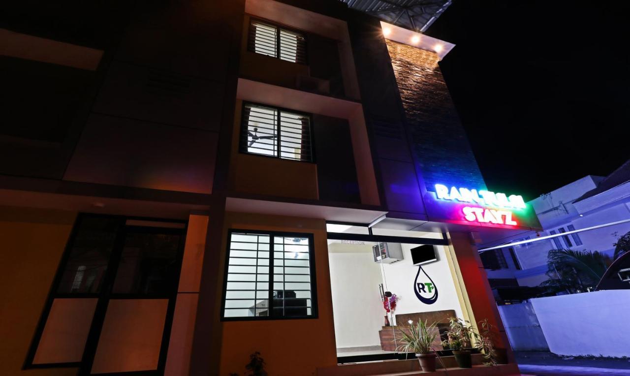 Itsy Hotels Rain Tulsi Stayz, Palarivattom Junction Коччи Экстерьер фото