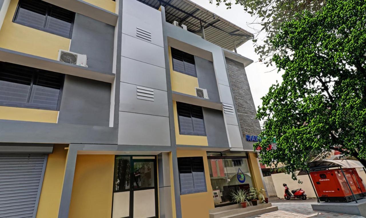 Itsy Hotels Rain Tulsi Stayz, Palarivattom Junction Коччи Экстерьер фото