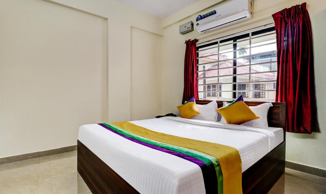 Itsy Hotels Rain Tulsi Stayz, Palarivattom Junction Коччи Экстерьер фото